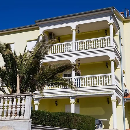 Apartment Komljenovic Pula Exterior foto