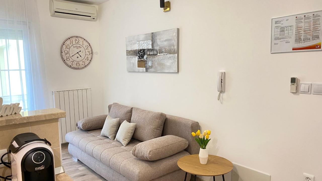 Komljenovic Apartment *