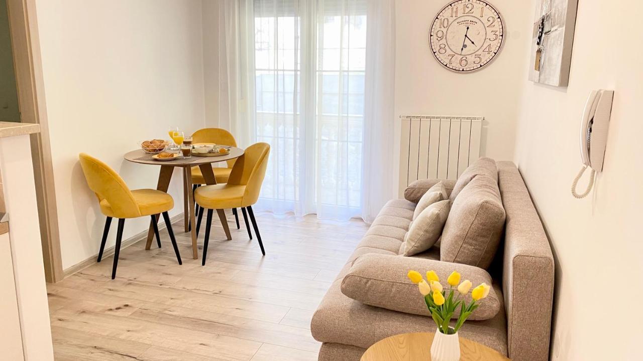 Apartment Komljenovic *